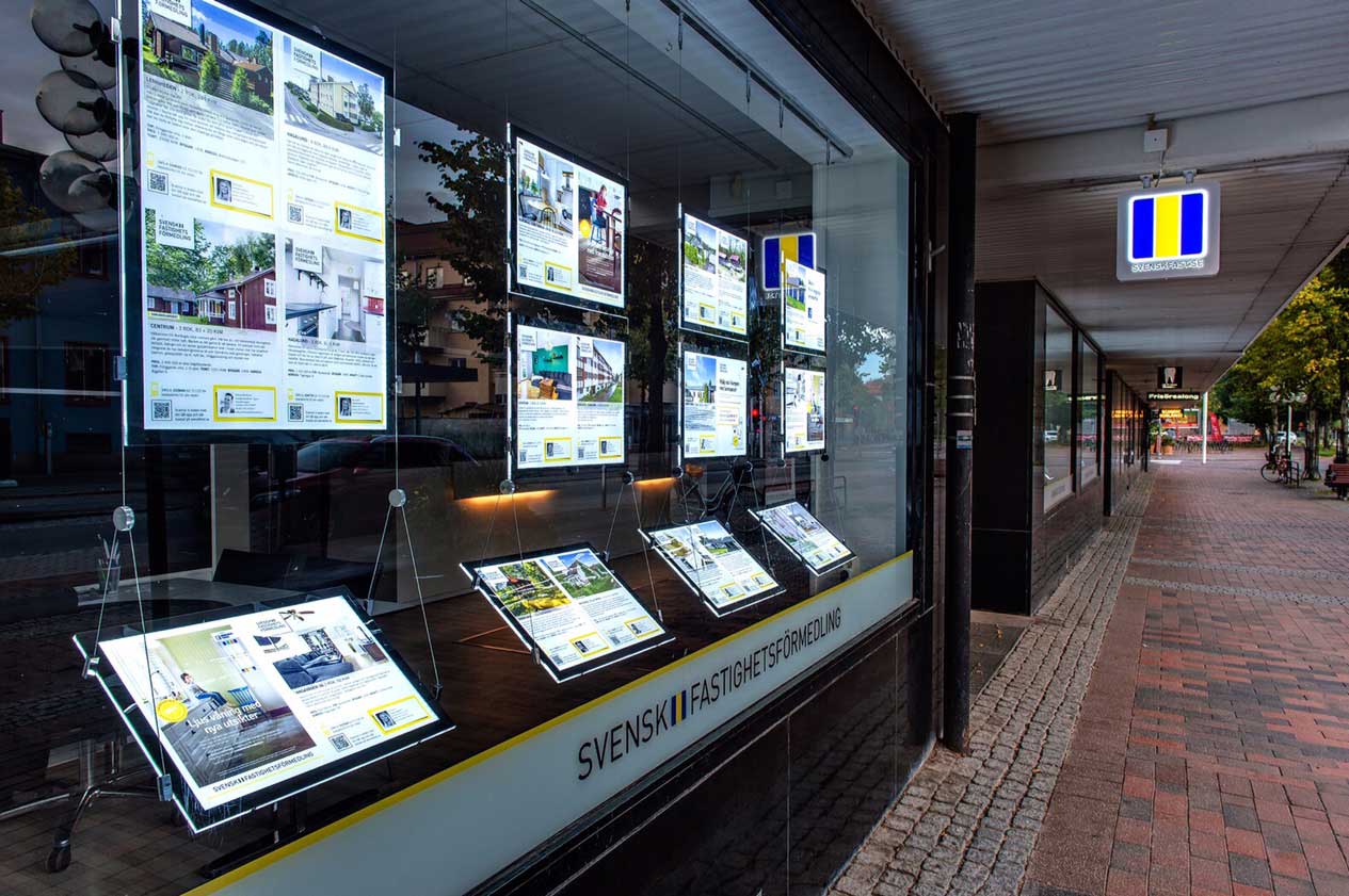 DeeSign - Backlit LED Window Displays for Real Estate